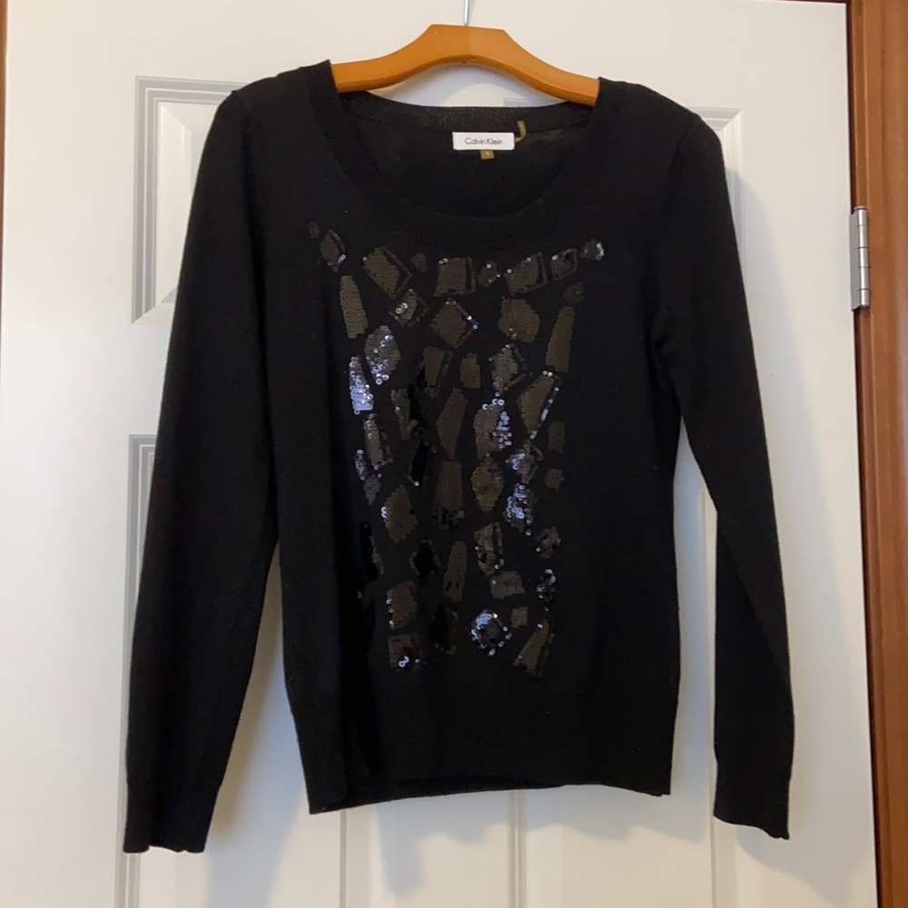Gently used - black Calvin Klein sweater - size S